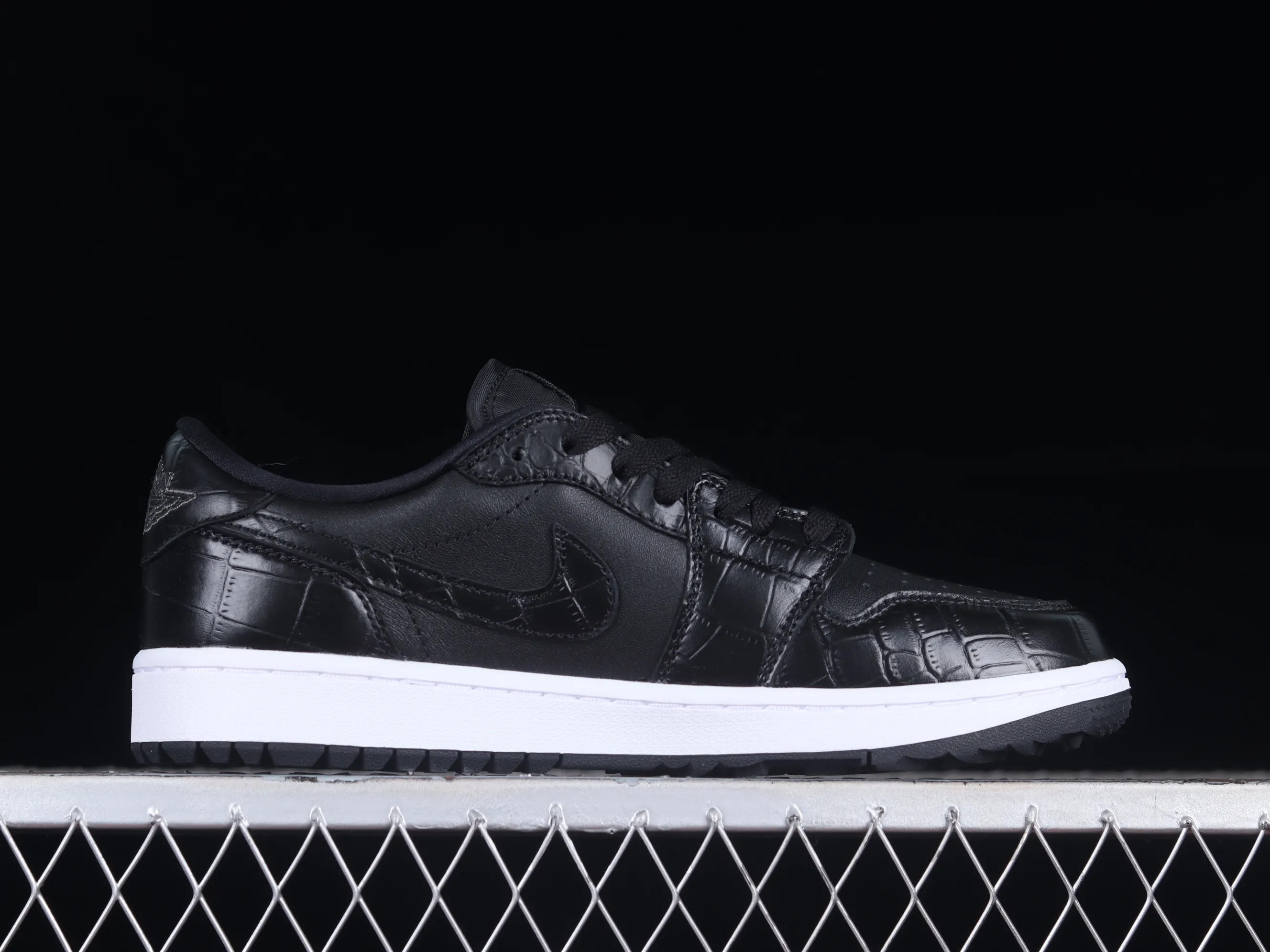 All categories Air Jordan Jordan series basketball shoes Air Jordan 1 Low G version pure original Air Jordan 1 Low Golf "Black Snake Pattern" AJ1 Joe 1 new golf version black snake pattern DD9315-003